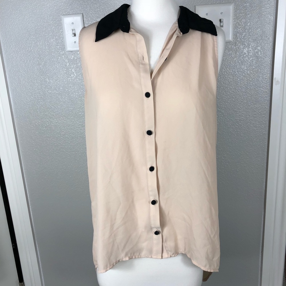 Hearts... flowy color block collar blouse M